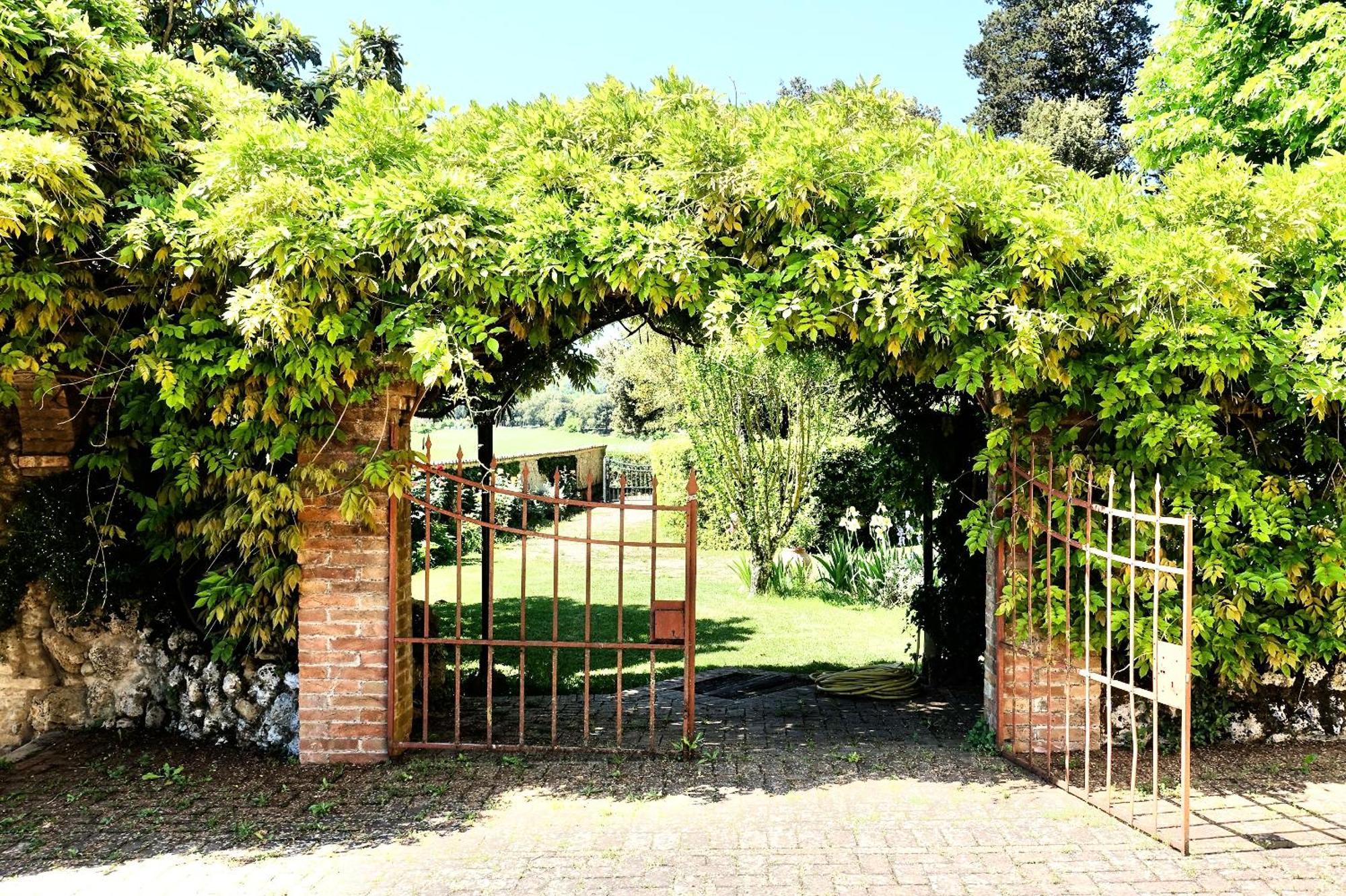 Villa Buonsignori - Wine & Olive Oil Farm Corsano  Exterior foto